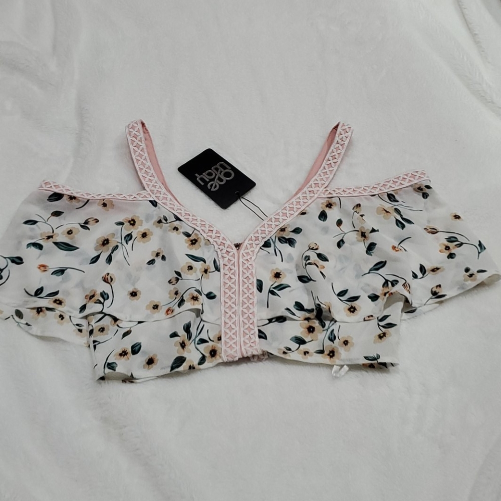 LF Crop Top - Picture 3 of 6
